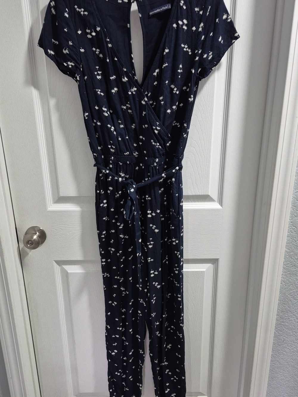 Abercrombie & Fitch Navy Jumpsuit with White Floral Print